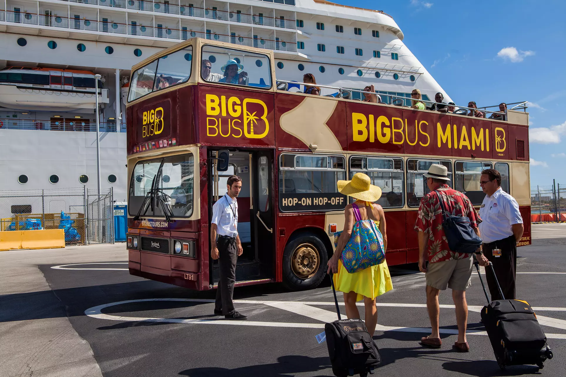 Up to 25% Off Hop-On Hop-Off Bus Tours of Miami – Explore Top Landmarks with 24- to 48-Hour Access - Primary Image