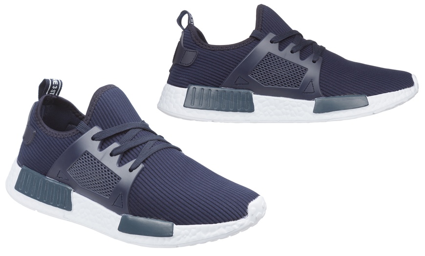 Image 2: Men's Lightweight Trainers