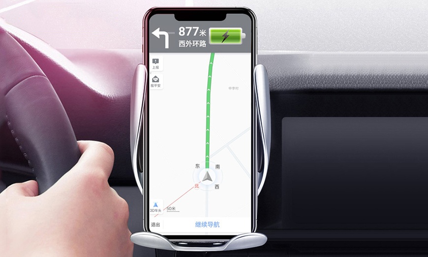 Image 5: 10W Fast Wireless Car Charger