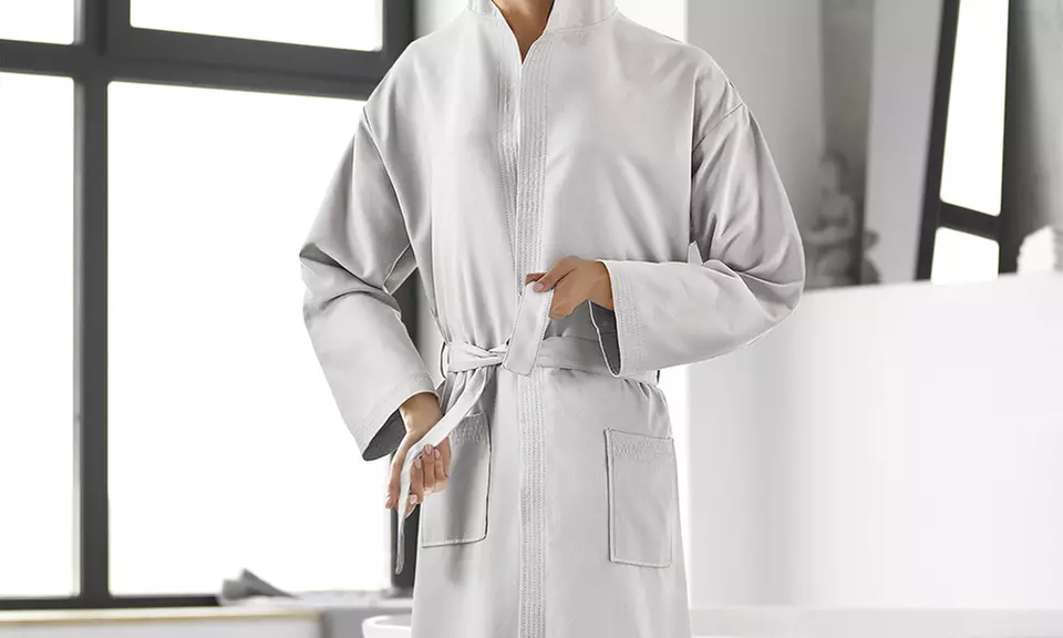 Accappatoio in microfibra con trattamento super assorbente