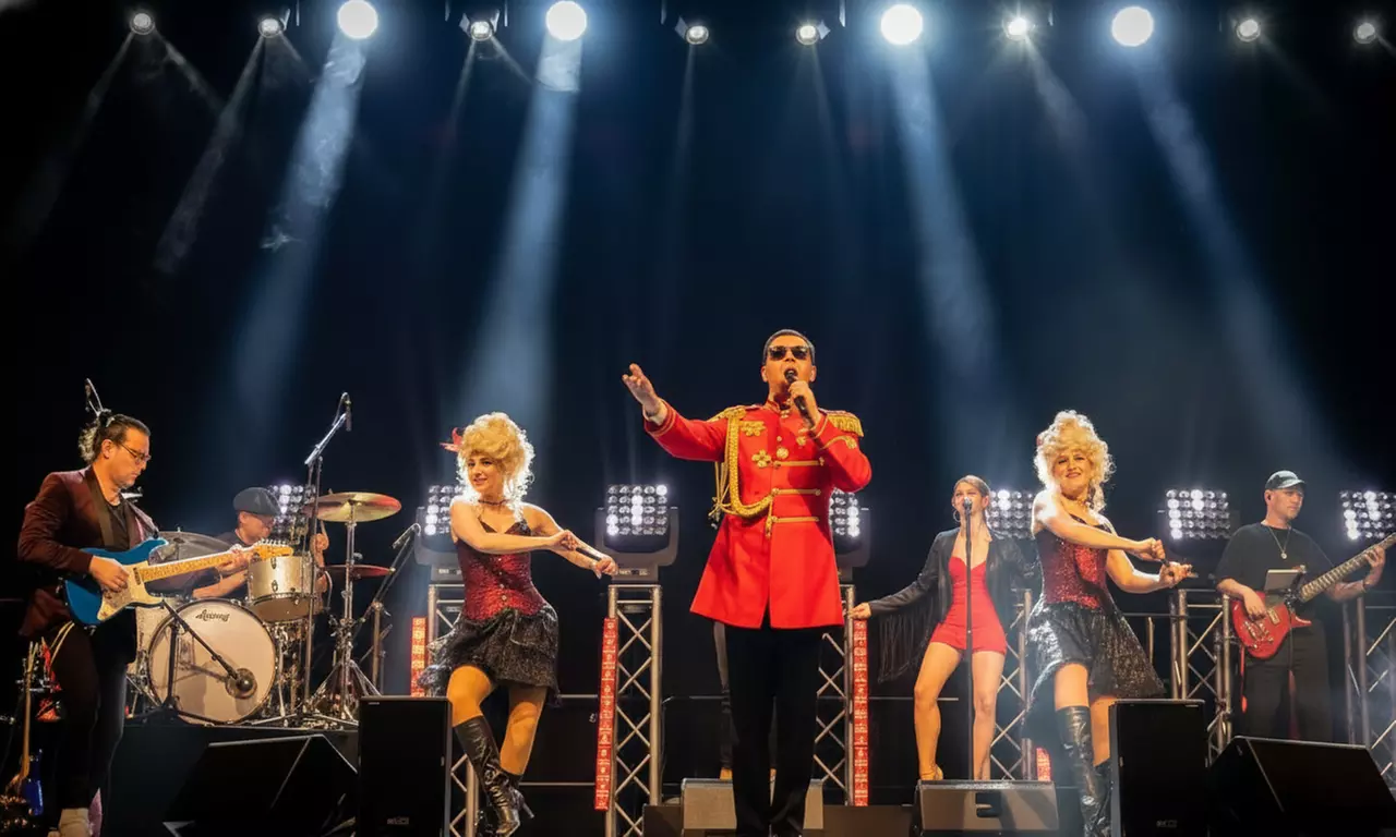 Ticket für „Falco - Die Show“ von März - September 2026 in 6 Städten