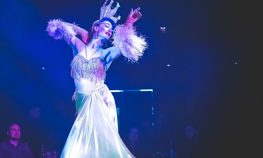 Image 13: Cabaret Show with Dinner