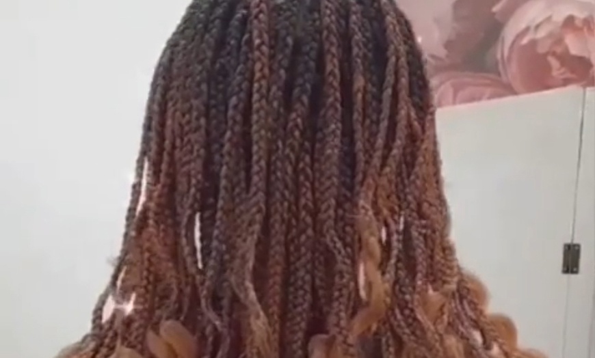 Image 9: Transform Your Look with Medium or Small Size Long Box Braids