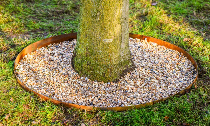 Image 9: 60cm or 90cm Circular Metal Border Edging