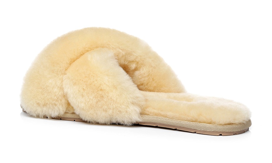 Image 4: UGG Slippers from Ever Australia