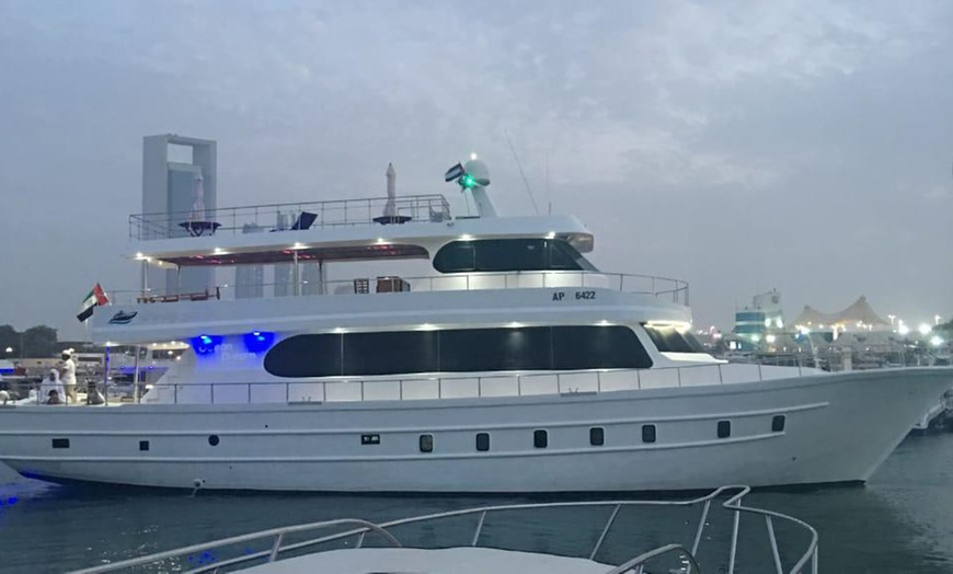 Image 7: Two-Hour 42-Foot Yacht Cruise