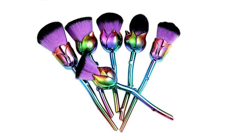 Image 3: Set da 6 pennelli-rose per make-up