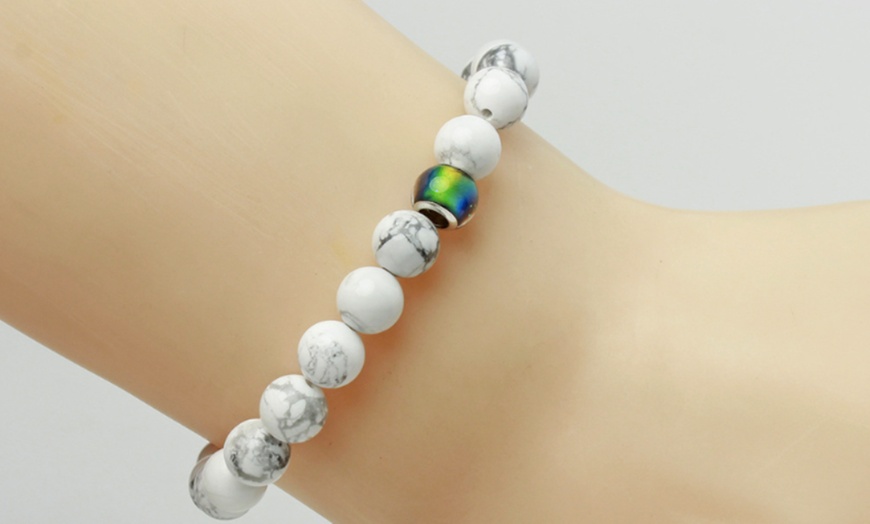 Image 11: Colour-Changing Sensitive Lava Anxiety Bracelet