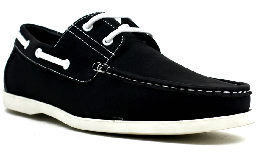 Image 12: Men's Slip-On Boat Shoes