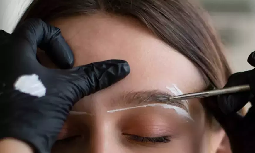 Microblading o microshading con diseño de cejas en Anita La Venezolana