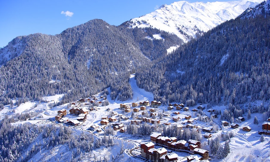 Image 2: Alpes, Valfréjus : 7 nuits avec forfait de ski en option