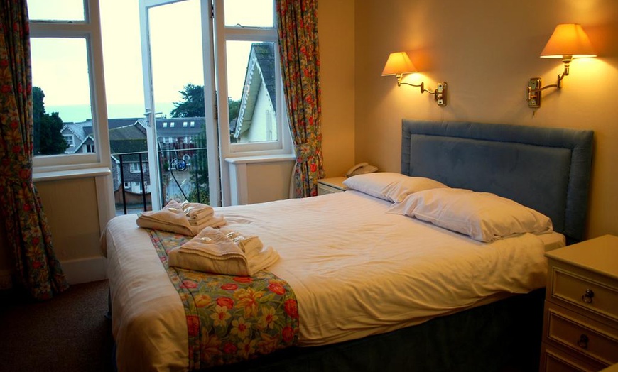 Image 8: The Isle of Wight: Stay in Double Room with Dinner