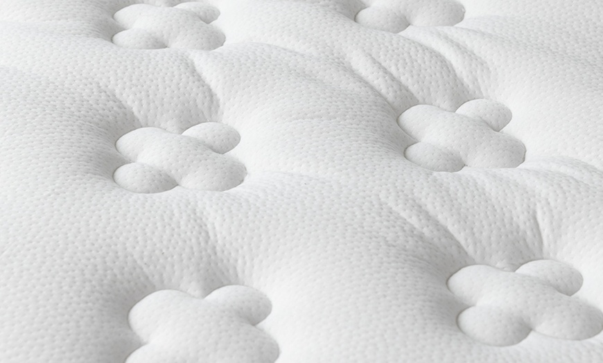 Image 9: Hybrid Spring and Memory Foam Mattress