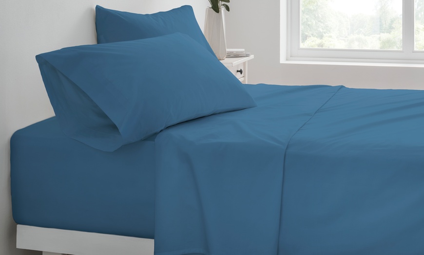 Image 10: Extra-Deep Fitted Sheets