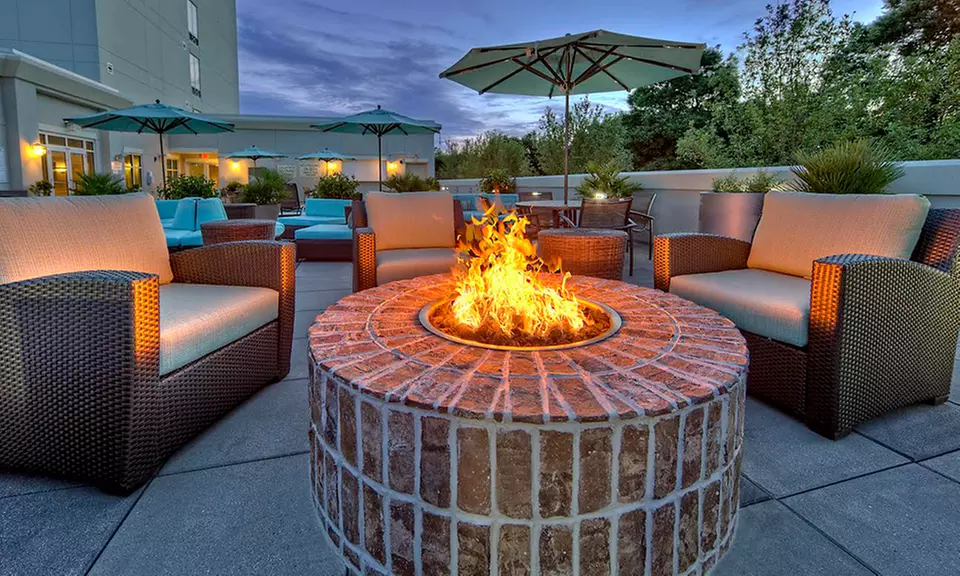 Stay at Hilton Garden Inn Charleston/Mt. Pleasant in Mt. Pleasant, SC, with Dates into February - Primary Image