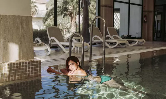 ¡Relájate y disfruta! ¡Día de spa para 2 con masaje y cava!