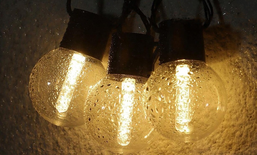 Image 6: Solar LED String Lights