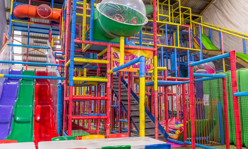 Image 3: Indoor Play Centre Entry