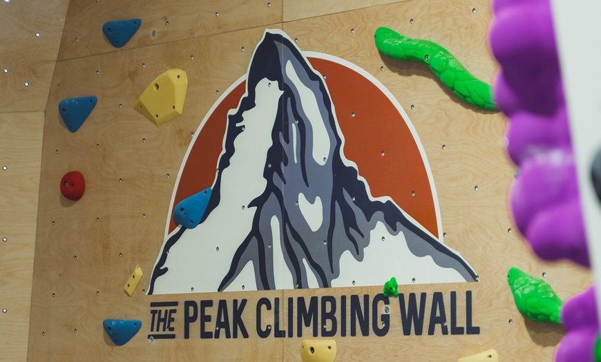 Image 7: Enjoy Climbing Excellence Near Peak District w/ Climbing Pass & Drink!