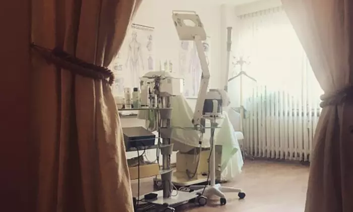 60 Min. manuelle Tiefenreinigung od. 120 Min. Luxus-Gesichtsbehandlung