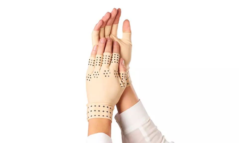 Copper Hands Therapeutic Gloves - Primary Image