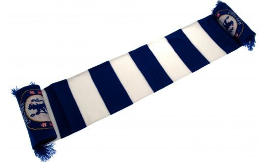 Image 4: Official Football Club Scarf