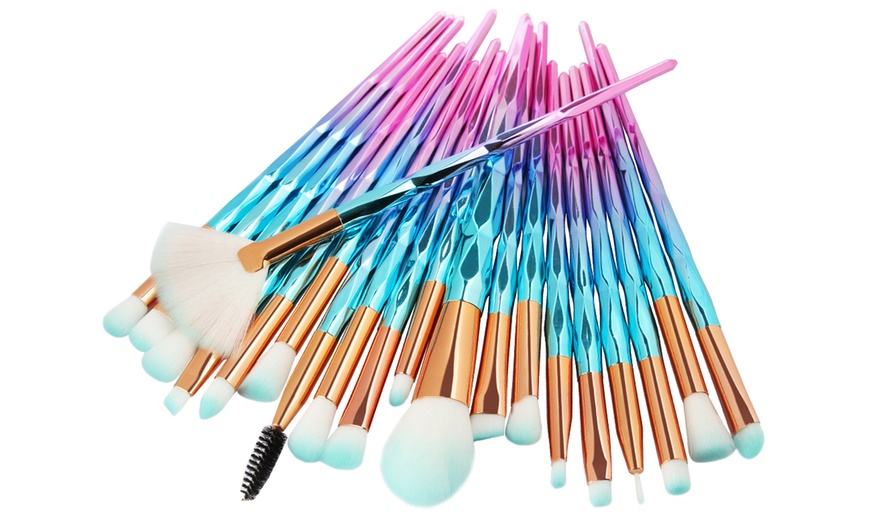 Image 3: Diamond Makeup Brush Set