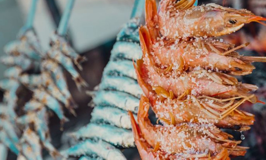 Image 4: Sabores mediterráneos para compartir en menús para 2 o 4 personas