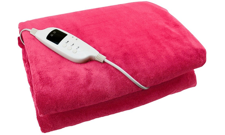 Image 7: Electric Heated Cosy Blanket