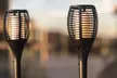 Lot de 2, 4 ou 8 mini torches solaires effet flamme LED blanc chaud mini maity sun 70 cm, Lumisky - Second Medium