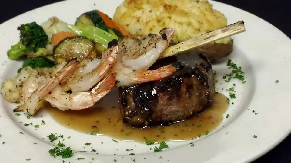 $17.50 for $20 Toward American Food and Drink at Walker’s Charhouse - Primary Image