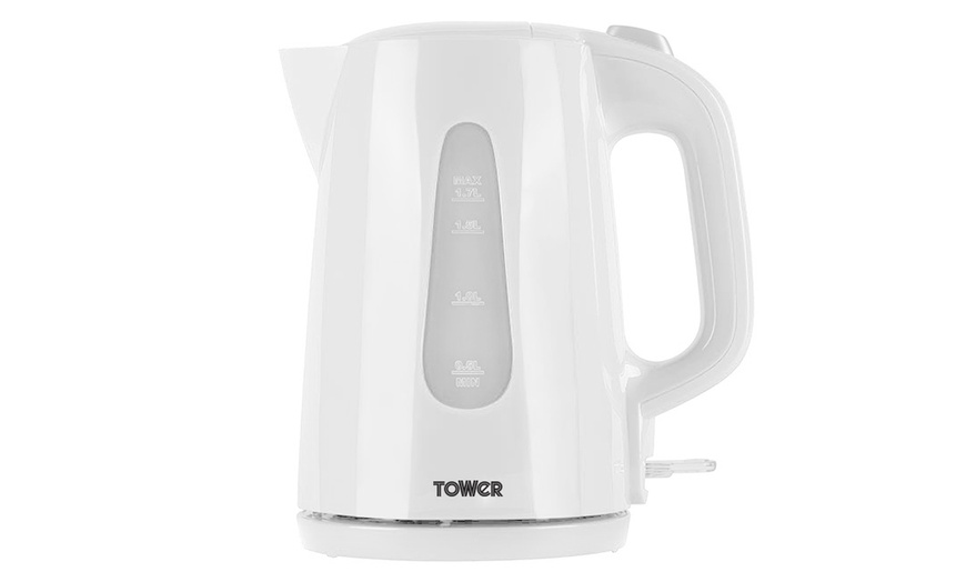 Image 27: Tower Toaster and Kettle Set