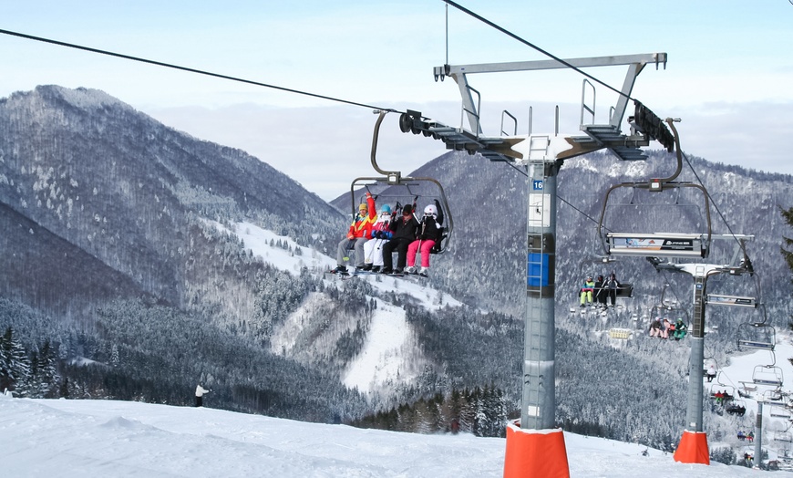 Image 7: Słowacja: całodzienny skipass Dolina Vrátna