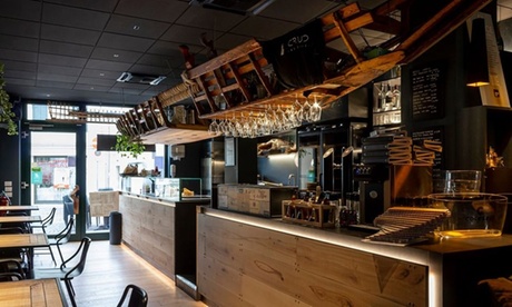 ⏰ Menu gourmet o prestige con crudi di pesce per 2 persone da CrudOsteria (sconto fino a 50%). Prenota&Vai!