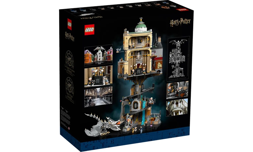 Image 8: LEGO Harry Potter™ Gringotts™ Wizarding Bank Collector’s Edition 76417