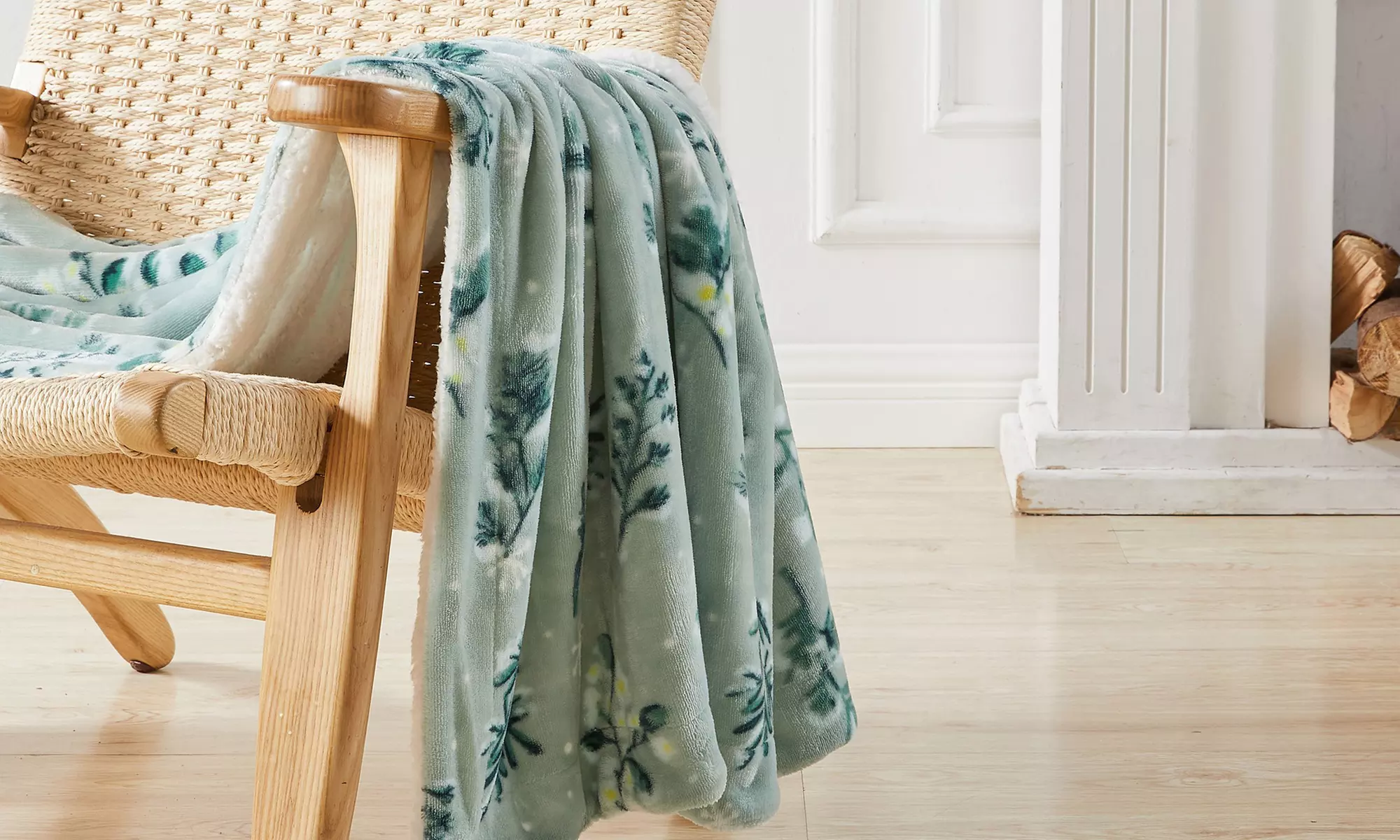 Cozy Plush Velvet & Sherpa Reversible Throw Blanket