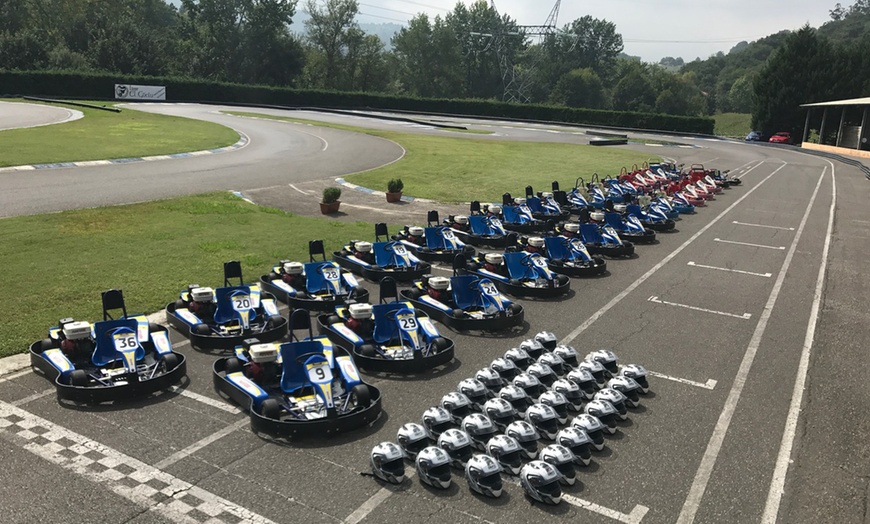 Image 8: Tandas de 10 minutos en Karting Soto de Dueñas para 1 o 2 adultos