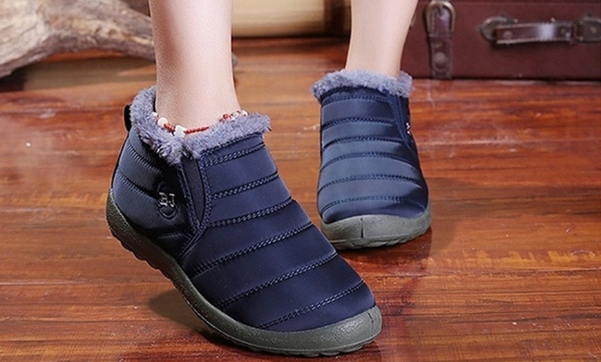 Image 8: Women's Casual Winter Boots