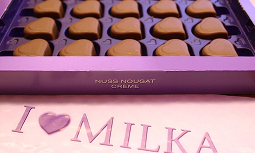 Image 6: Personalised Milka Chocolate Box