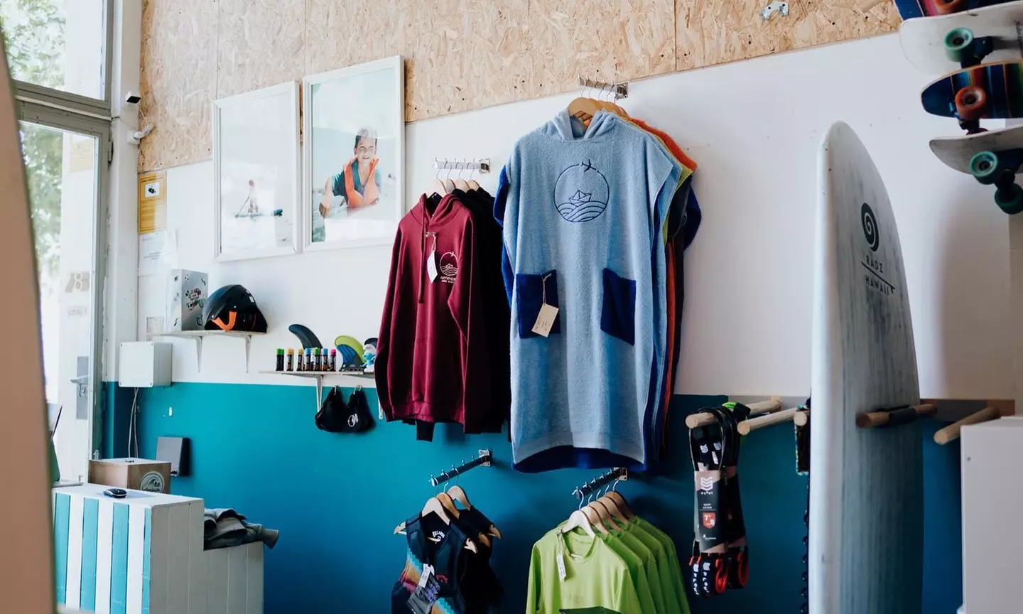 Aventura acuática con alquiler de paddle surf, kayak o tabla de surf