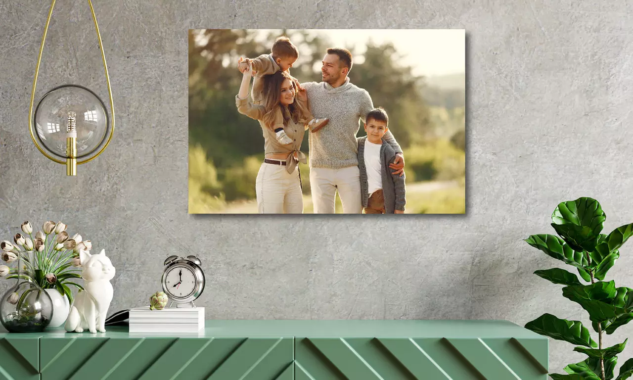 Capture Memories with Personalised Canvas Prints from Decomatters