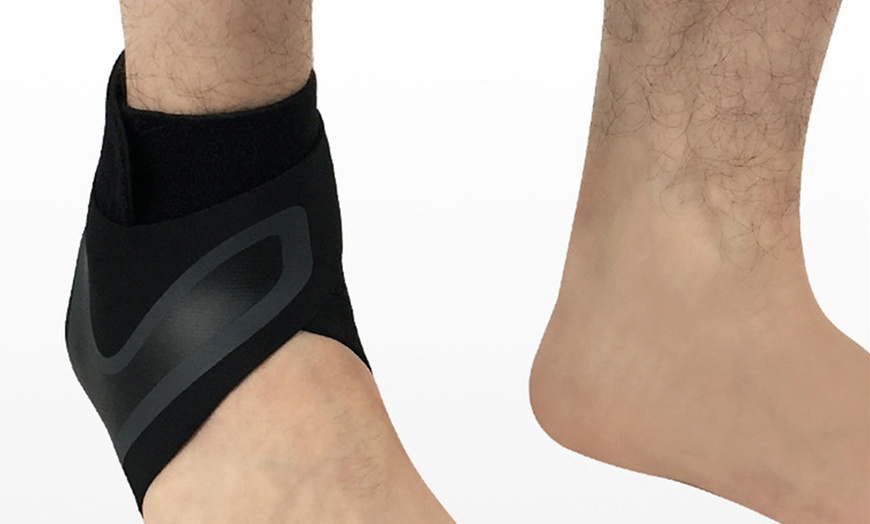 Image 1: Adjustable Elastic Ankle Brace