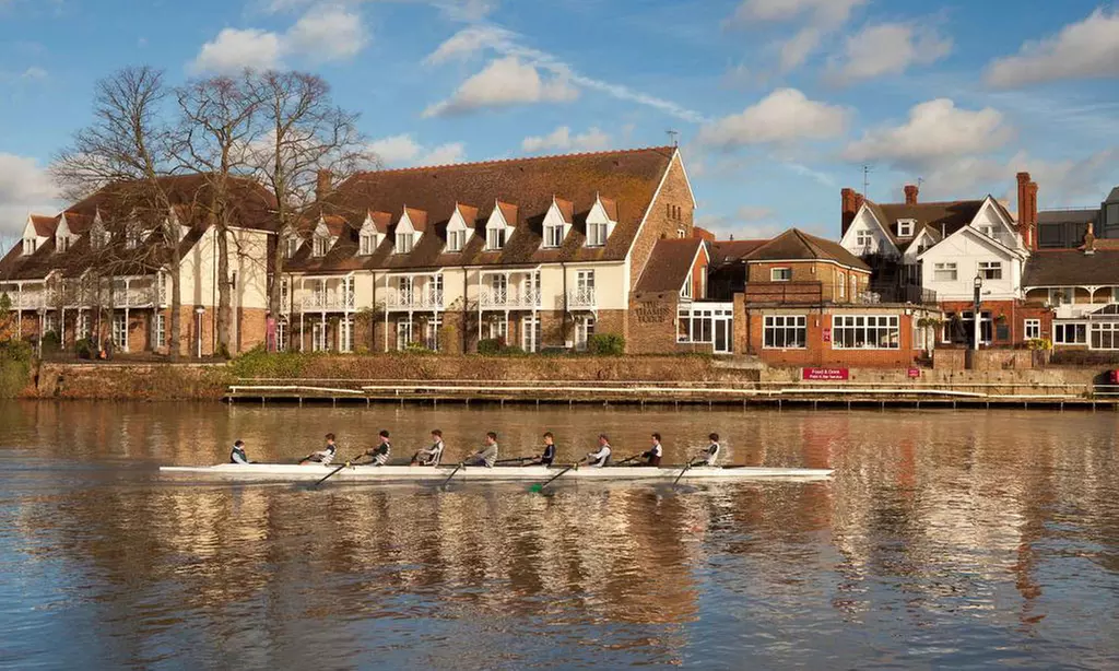 Surrey: Classic Double Room for Two at Mercure London Staines upon Thames - Primary Image