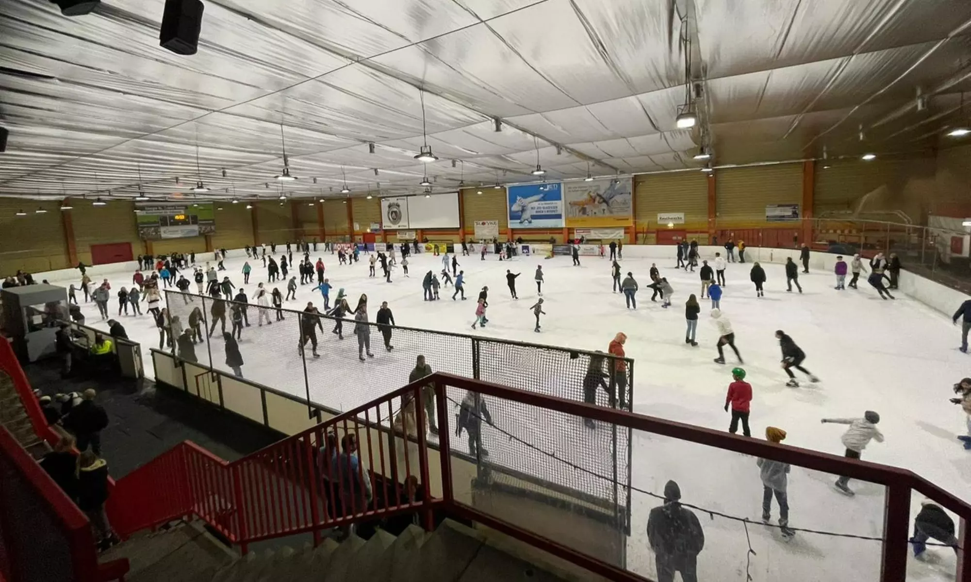 Eintritt in den ICEDOME Troisdorf für 2 - 4 Personen
