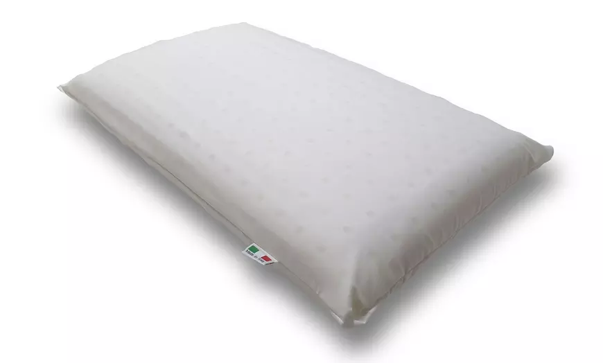 Image 2: Almohada de espuma de memoria perforada
