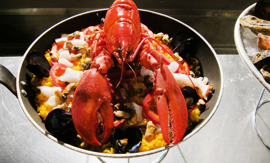 Image 1: Paella Royale avec 1/2 homard