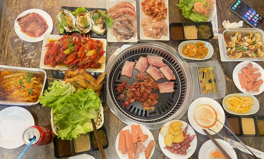 Image 2: Buffet coreano a la carta para 2 o 4 personas en Korean BBQ Madrid