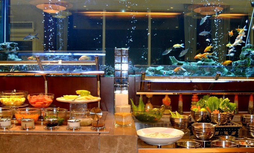 Image 4: Escape to a beachfront paradise with a delicious breakfast buffet