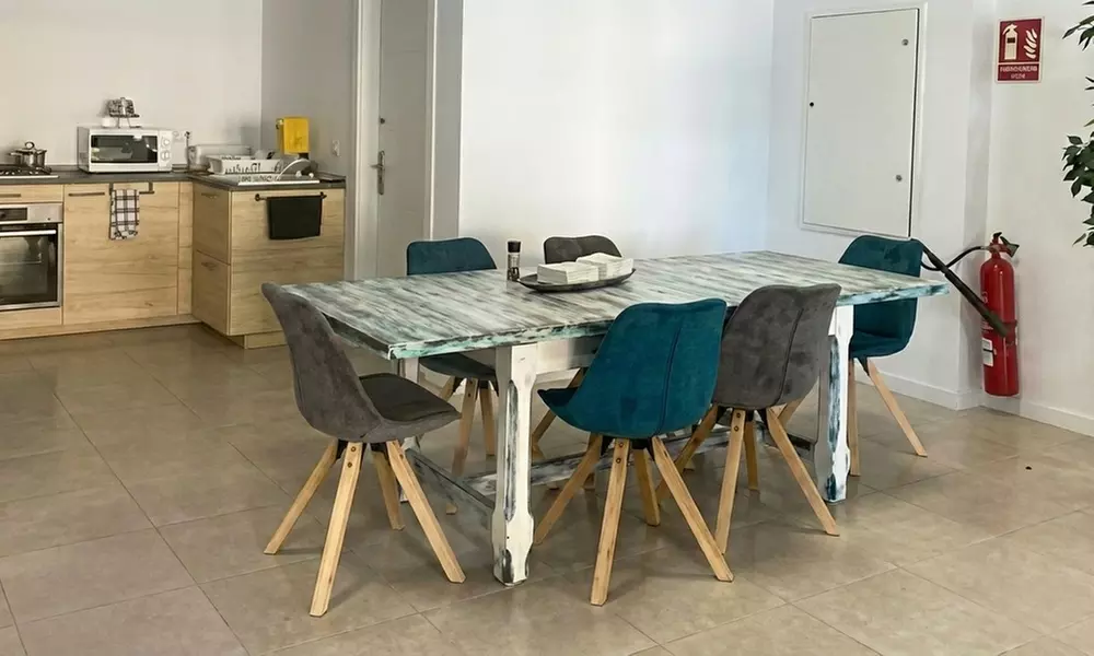 Meeting room o business lounge durante todo un día con aperitivos