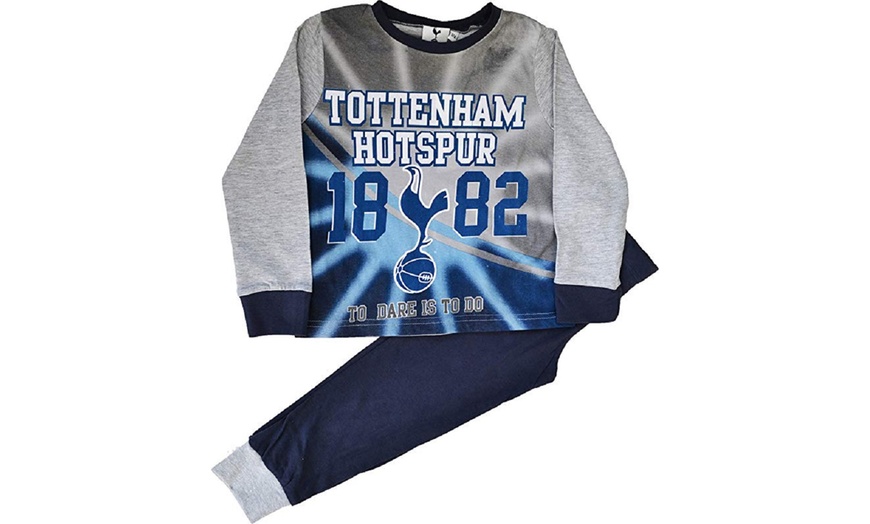 Image 7: Kids' Football Pyjama